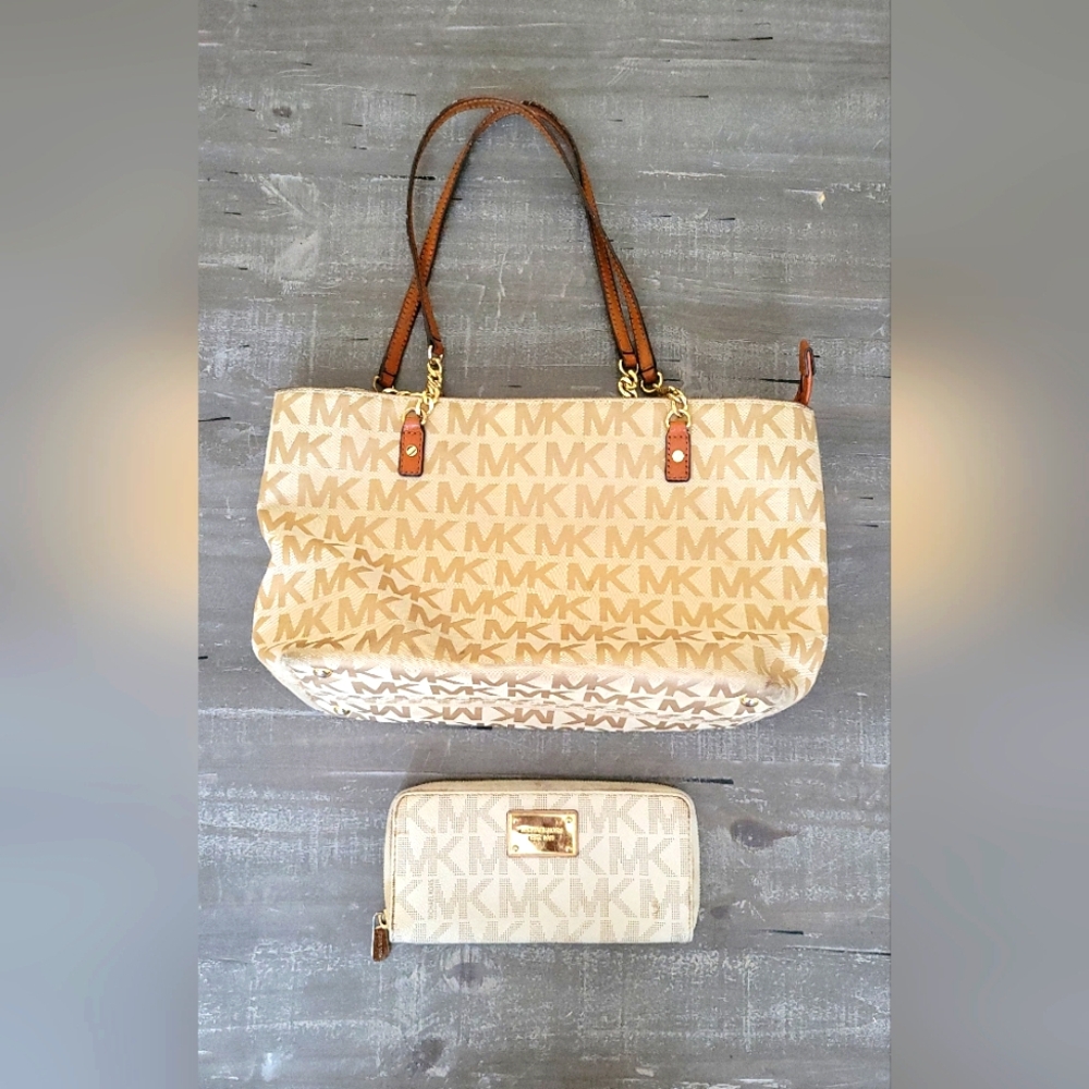 Michael Kors Cream and Brown Tote Bag Set * Flawed*